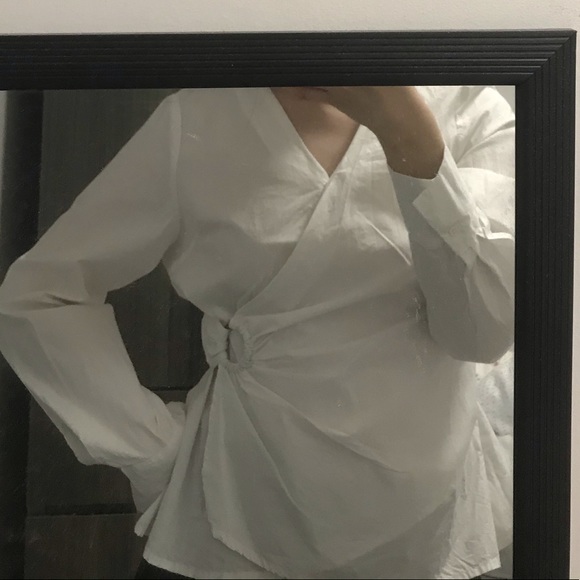 White designer vibe shirt - Picture 1 of 13